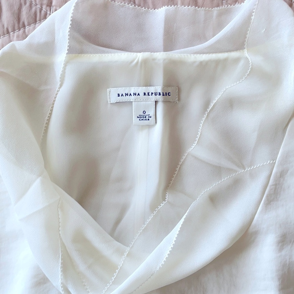 Cream Banana Republic sleeveless blouse